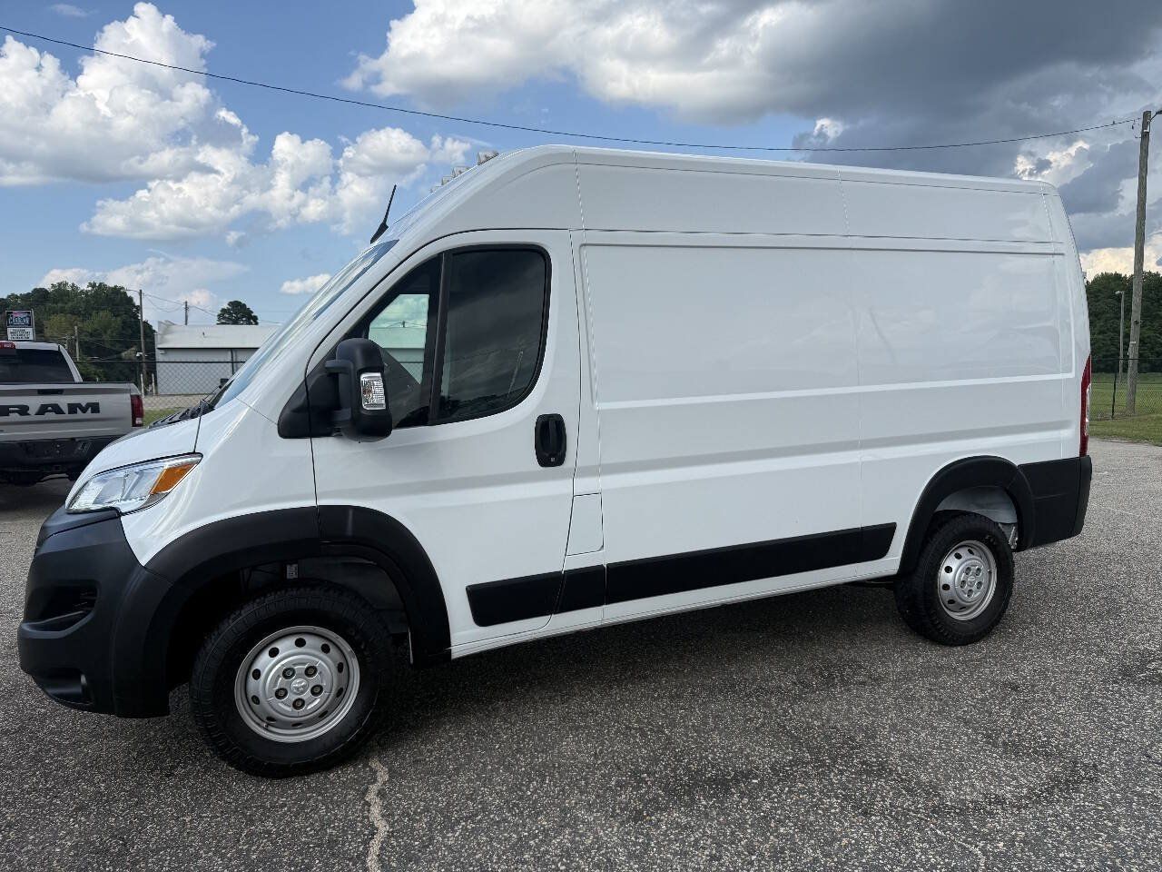 Used 2023 RAM ProMaster 1500 FWD image 25