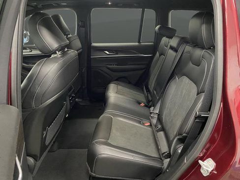 New 2026 Jeep Grand Cherokee Altitude AWD/4WD image 31