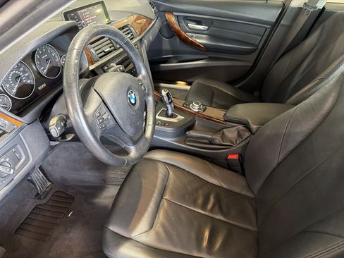 Used 2013 BMW 328i Sedan RWD image 3