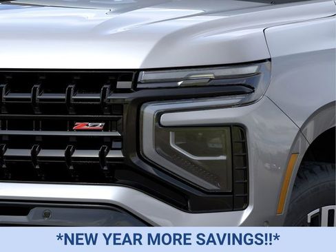 New 2026 Chevrolet Suburban Z71 image 10