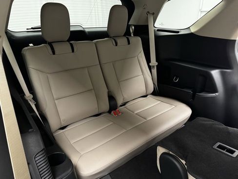 Used 2023 Ford Explorer XLT w/ Equipment Group 202A image 30