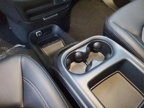 New 2026 Chrysler Voyager LX image 21