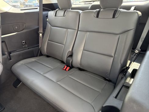 New 2026 Ford Explorer Active w/ Active Comfort Package RWD image 13