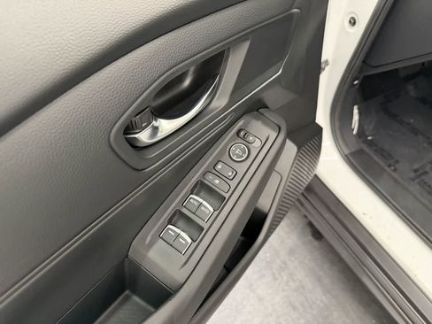 Used 2023 Honda Accord LX image 13