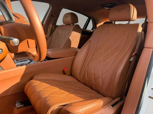 Used 2014 Bentley Flying Spur W12 AWD/4WD image 13