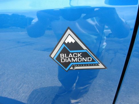 Used 2024 Ford Bronco Black Diamond w/ Sasquatch Package image 11