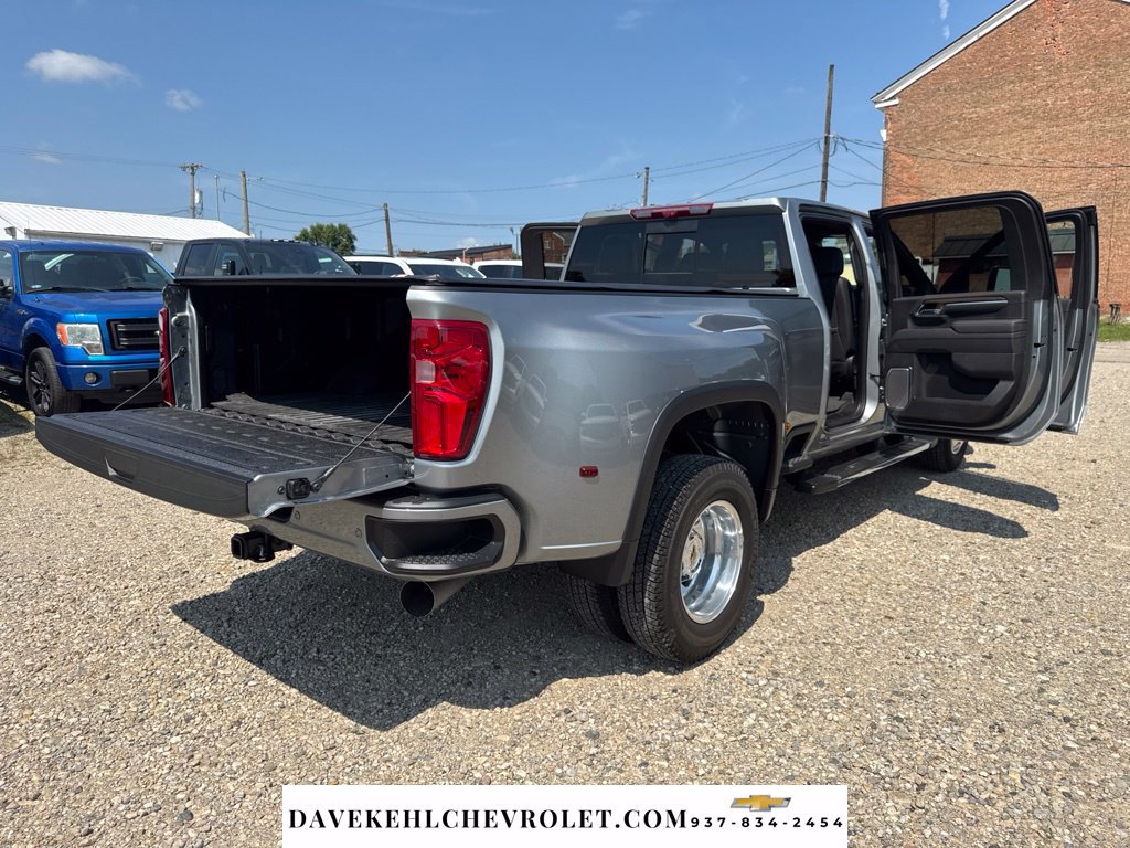 Used 2025 Chevrolet Silverado 3500 High Country w/ High Country Premium Package AWD/4WD image 42