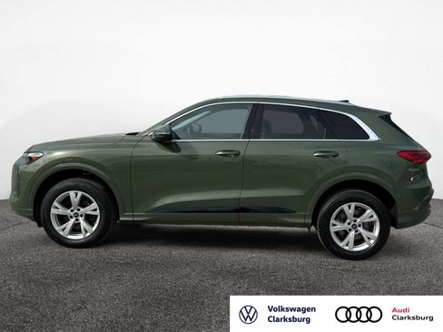 Certified 2025 Audi Q5 Premium w/ Convenience Package image 2