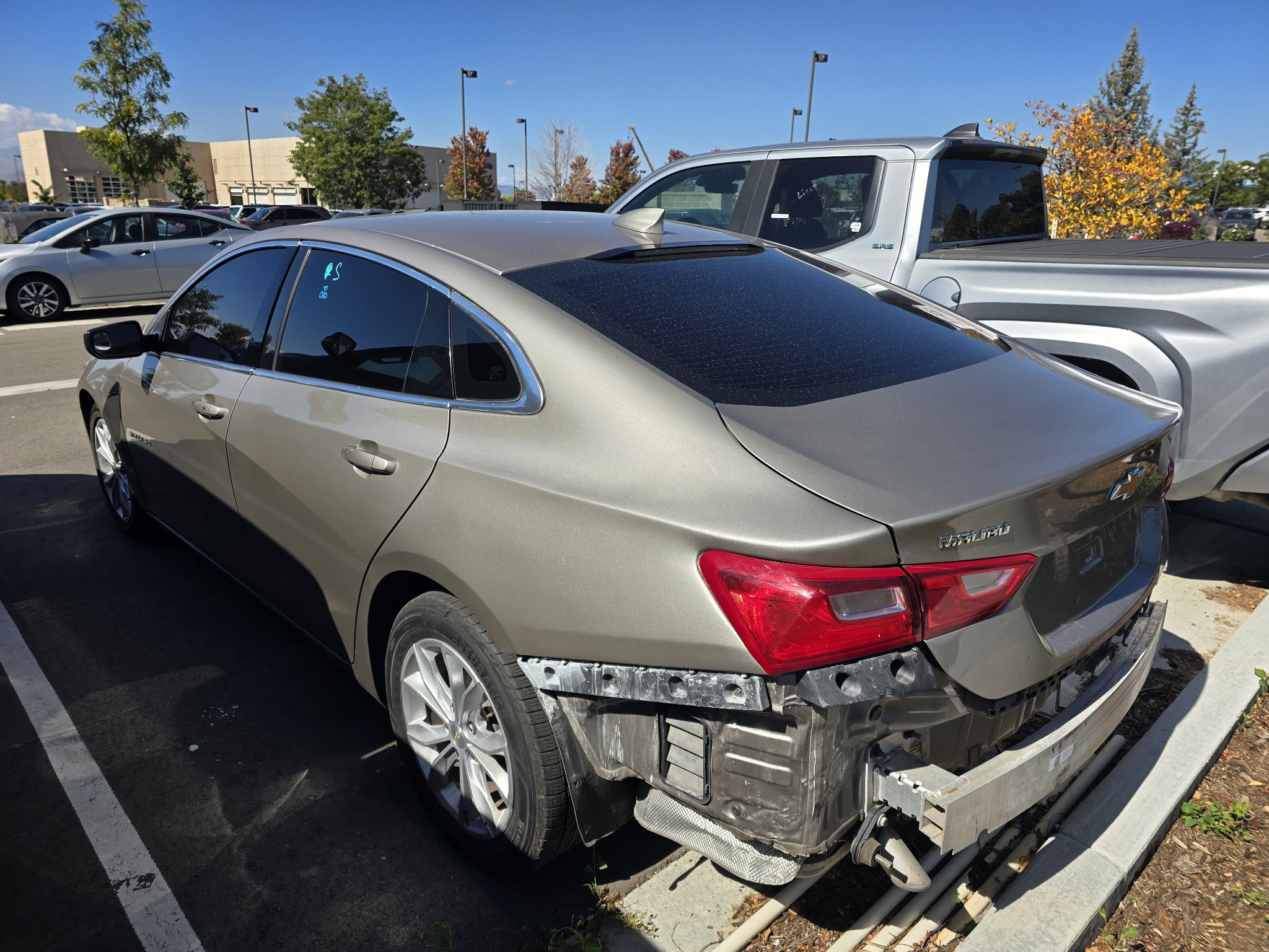 Used 2023 Chevrolet Malibu LT FWD image 18