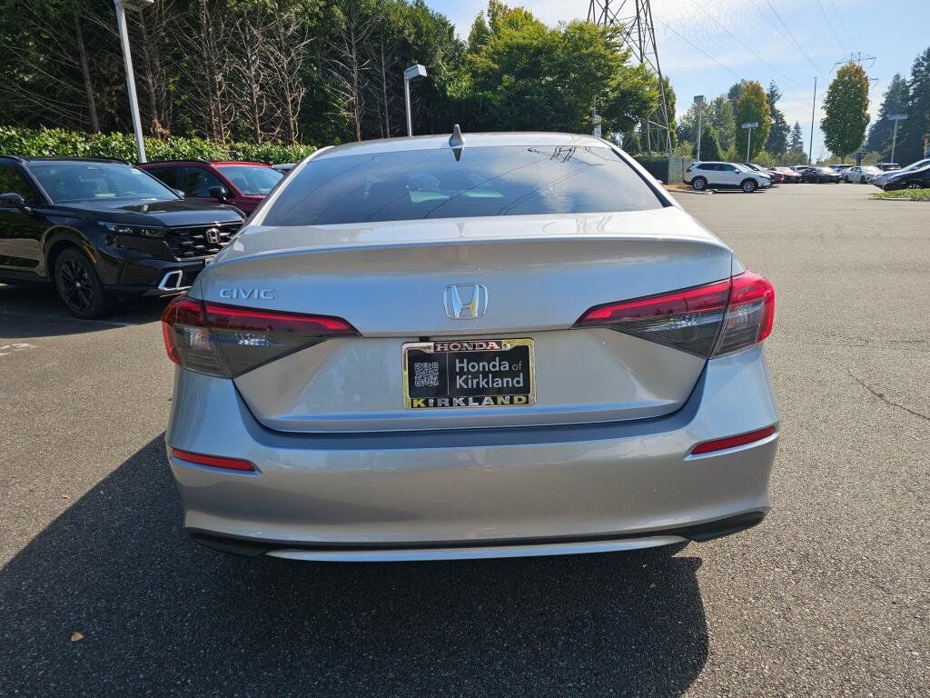 Used 2023 Honda Civic LX image 6