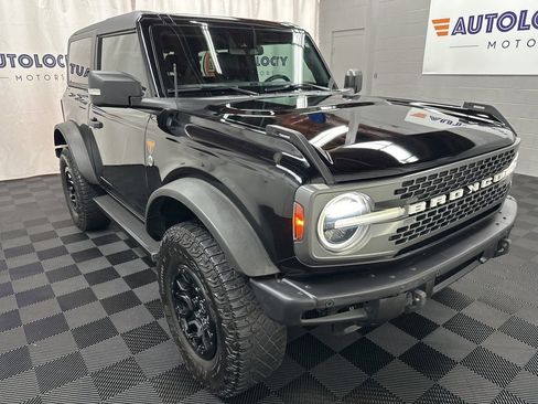 Used 2023 Ford Bronco Badlands image 2