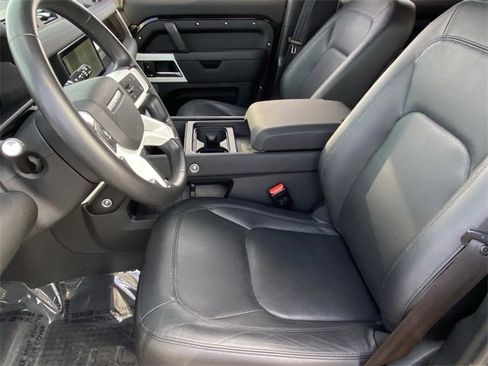 Used 2024 Land Rover Defender 110 S image 6