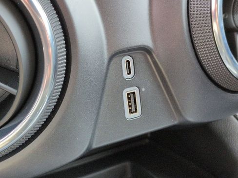 Certified 2024 Chevrolet Blazer LT w/ Convenience Package image 25