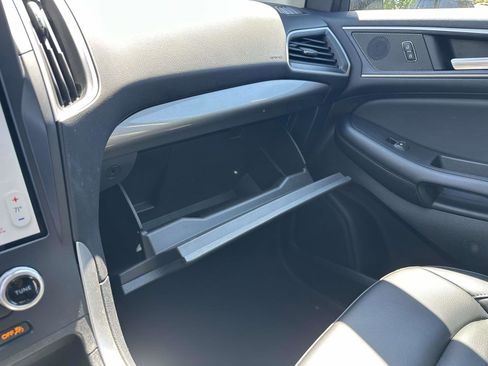 Used 2023 Ford Edge SEL w/ Convenience Package AWD/4WD image 19