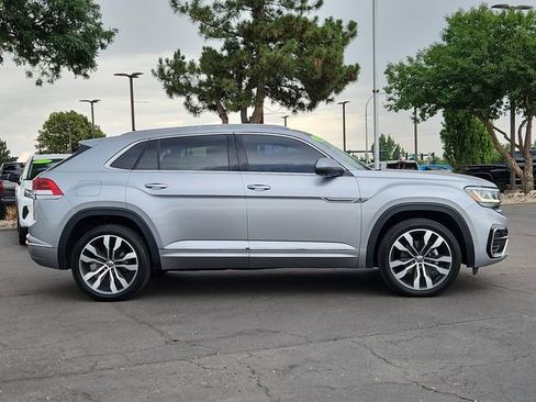 Used 2022 Volkswagen Atlas Cross Sport SEL Premium R-Line AWD/4WD image 2