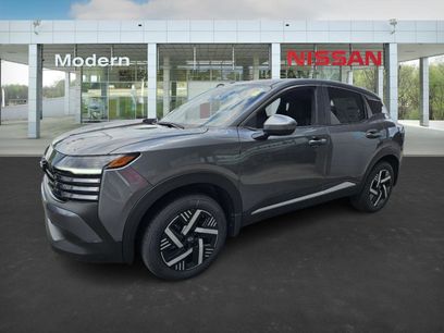 New 2025 Nissan Kicks SV