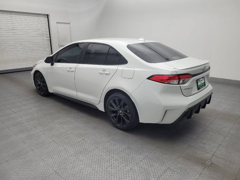 Used 2024 Toyota Corolla SE FWD image 3