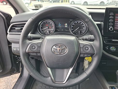 Certified 2024 Toyota Camry SE w/ Cold Weather Package image 19