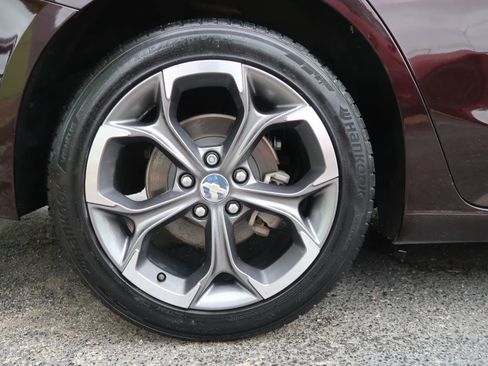 Used 2020 Chevrolet Malibu LT image 49