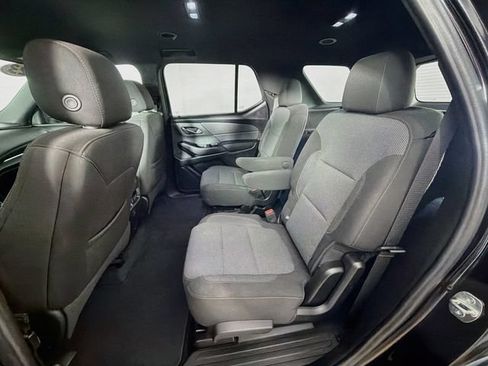 Used 2023 Chevrolet Traverse LT AWD/4WD image 23