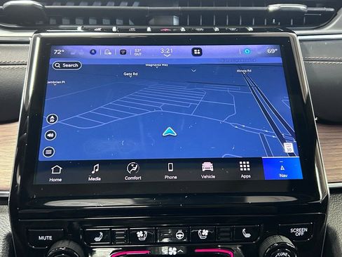 Used 2024 Jeep Grand Cherokee L Summit w/ Advanced Protech Group IV image 14