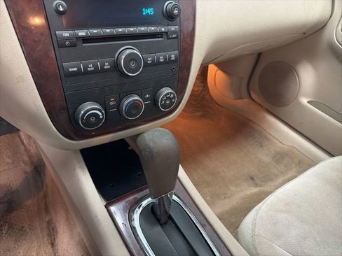Used 2008 Chevrolet Impala LS FWD image 19