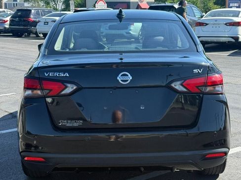 Used 2021 Nissan Versa SV FWD image 14