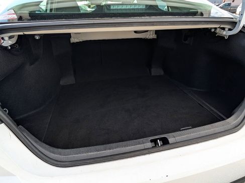 Used 2025 Toyota Camry LE FWD image 10