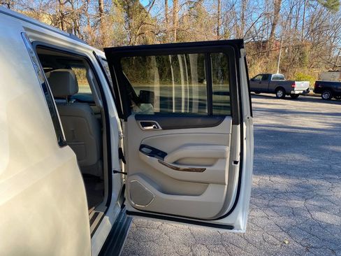 Used 2015 GMC Yukon XL Denali w/ Touring Package image 65