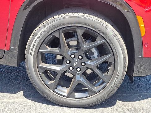 Used 2024 Chevrolet Traverse RS w/ LPO, Floor Liner Package AWD/4WD image 8