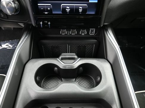 New 2026 RAM 1500 Laramie AWD/4WD image 20