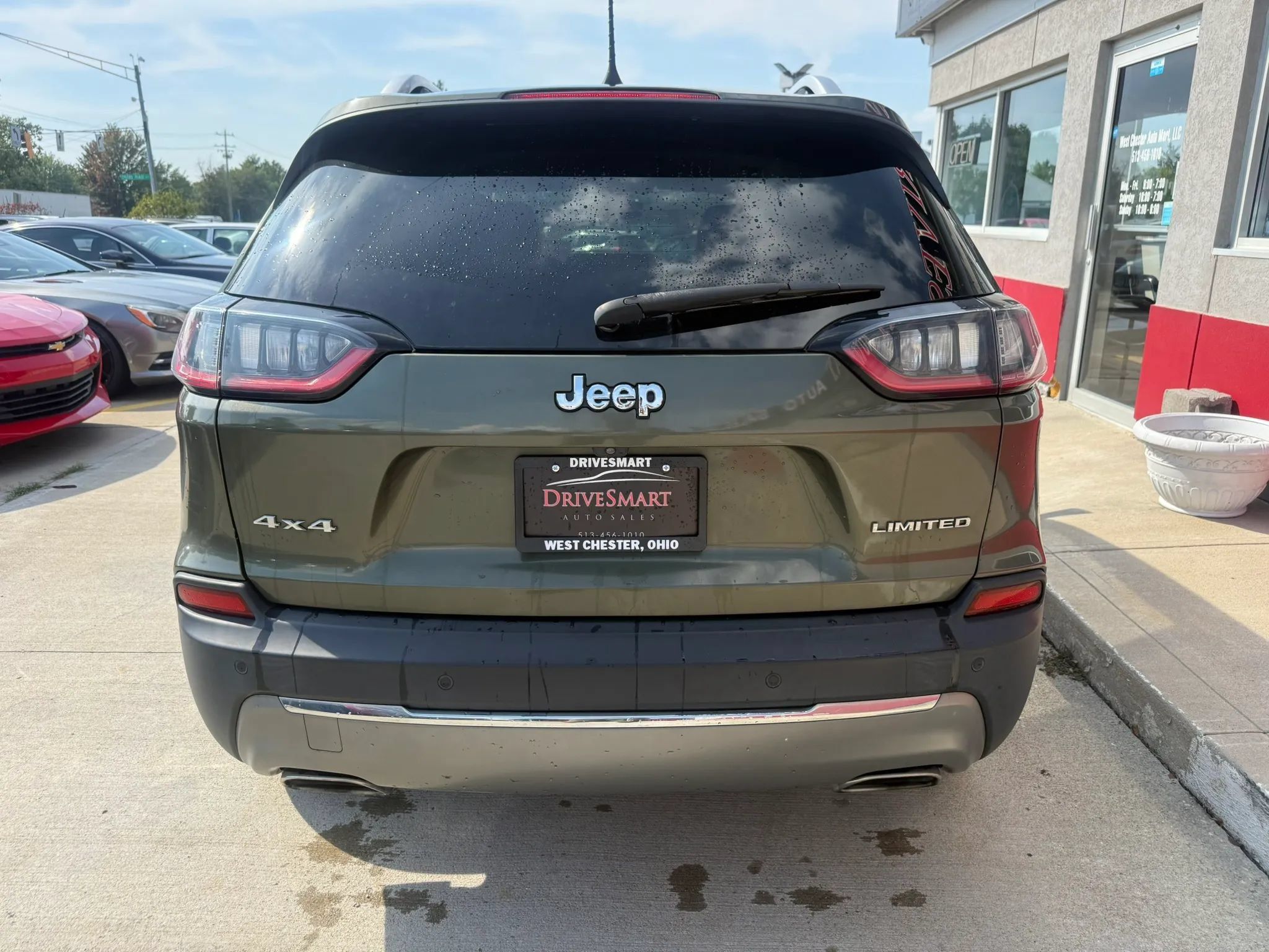 Used 2019 Jeep Cherokee Limited AWD/4WD image 8