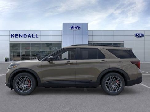 New 2026 Ford Explorer ST-Line image 3