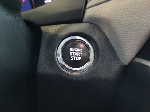 Used 2023 Toyota RAV4 XLE Premium image 12