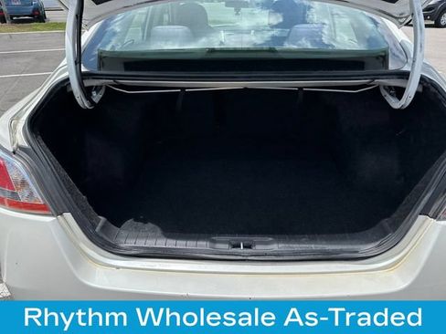 Used 2014 Nissan Altima 2.5 SV FWD image 16