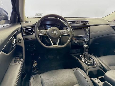 Used 2017 Nissan Rogue SL w/ SL Premium Package FWD image 24