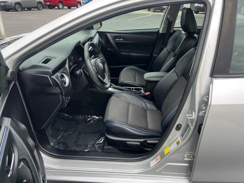 Used 2017 Toyota Corolla SE FWD image 22
