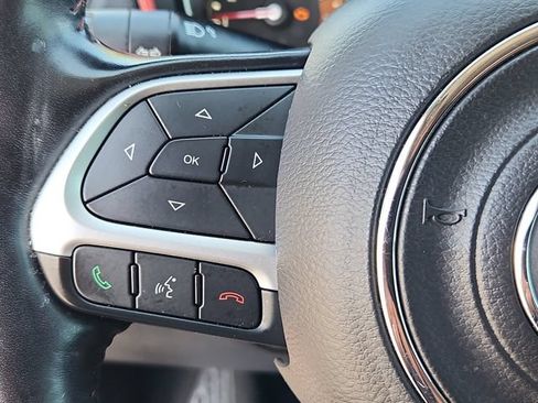 Used 2020 Jeep Compass Trailhawk w/ Leather Interior Group AWD/4WD image 18