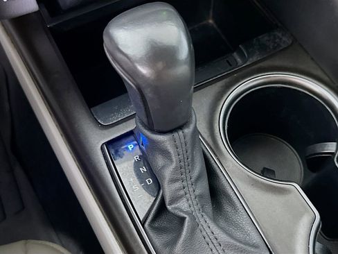 Used 2024 Toyota Camry SE FWD image 29
