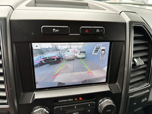 Used 2018 Ford F150 XLT w/ Equipment Group 302A Luxury image 15