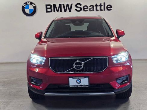 Used 2019 Volvo XC40 T5 Momentum image 6
