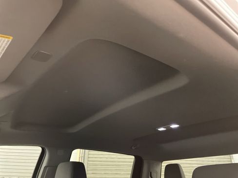 Used 2023 GMC Sierra 1500 SLE image 16