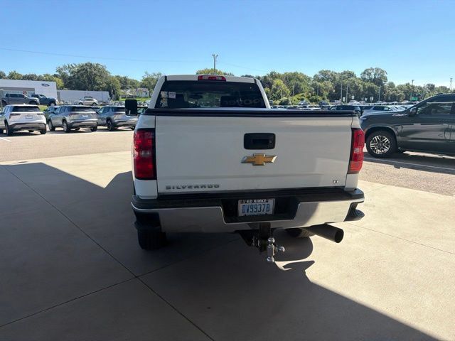 Used 2019 Chevrolet Silverado 3500 LT w/ LT Convenience Package AWD/4WD image 4