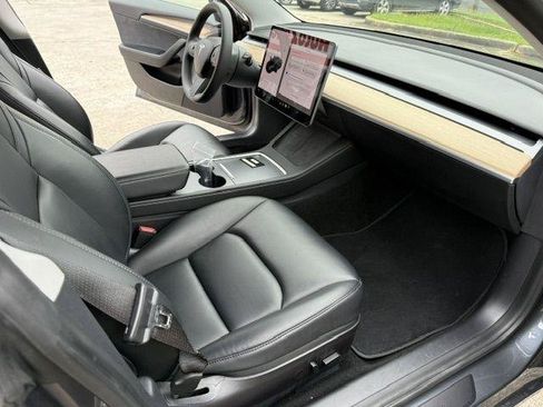 Used 2021 Tesla Model 3 Standard Range Plus RWD image 7