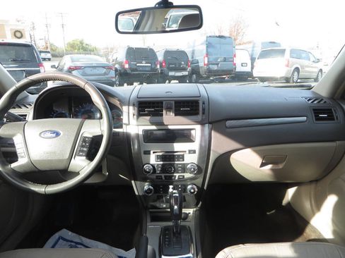Used 2012 Ford Fusion SEL image 41