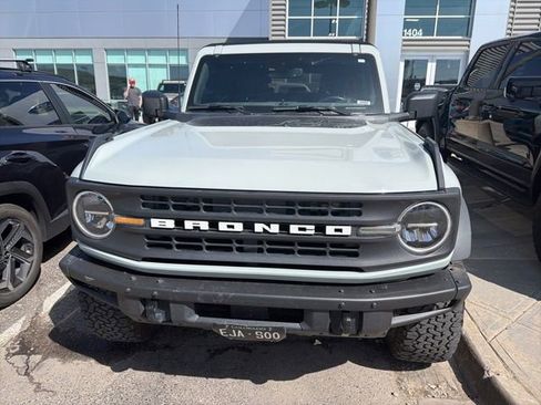 Used 2021 Ford Bronco Black Diamond w/ Sasquatch Package image 2