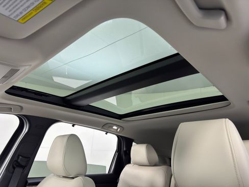 Used 2025 MAZDA CX-90 Plug-In Hybrid w/Premium Sport image 12