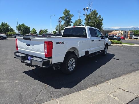 Used 2024 Ford F250 XLT AWD/4WD image 5