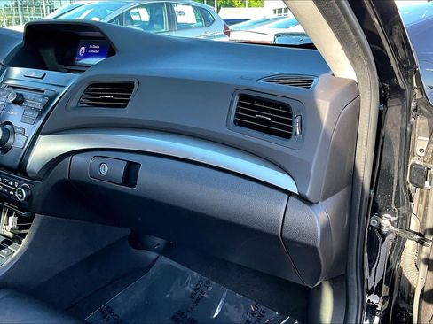Used 2017 Acura ILX FWD image 18