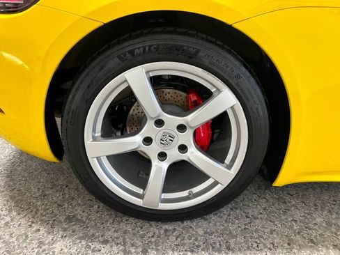 Used 2020 Porsche 718 Cayman S image 36